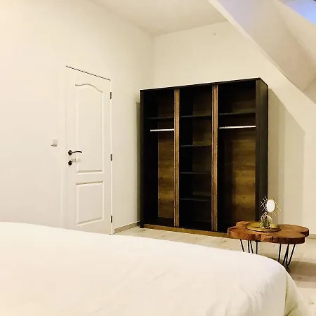 Semesterbostad Attractive Holiday With Rooftop Terrace In Town Centre *